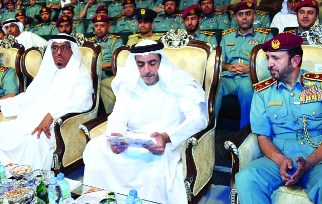 "■ .. ويطلق برنامج التميز الذكي بحضور ضاحي خلفان ولخريباني"