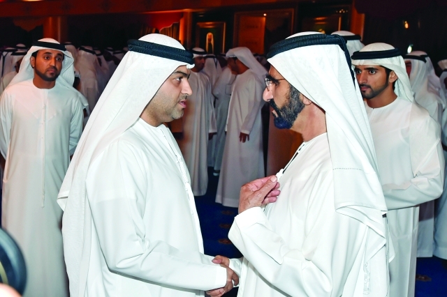 "■ وسموه مصافحاً المهنئين"
