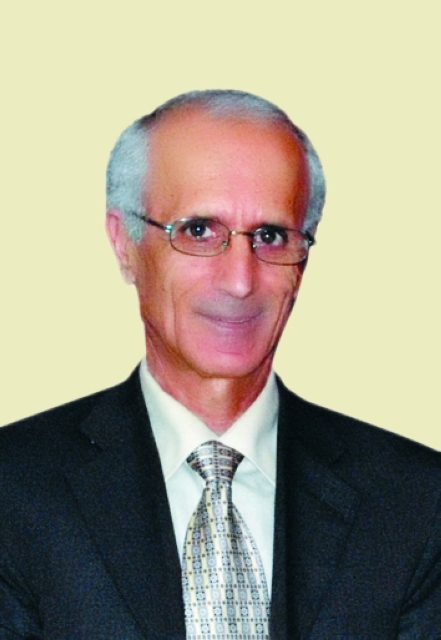 "د . علي منصور كيالي"