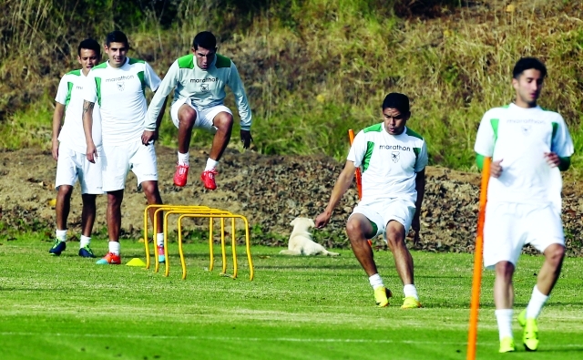 "■ بوليفيا تستعد لمباراة المصير | رويترز"