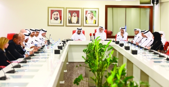 "■ جانب من اجتماع مجلس إدارة الاتحاد الأخير | البيان"