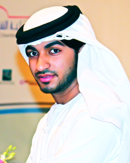 "علي الياسي"