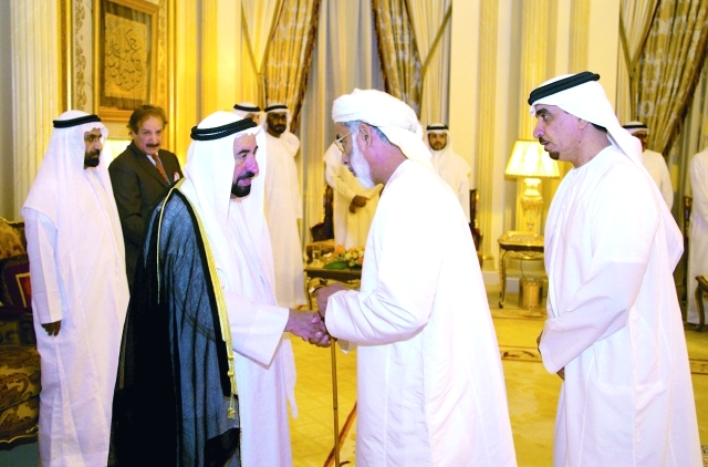 "■ حاكم الشارقة يواصل استقبال المهنئين | وام"