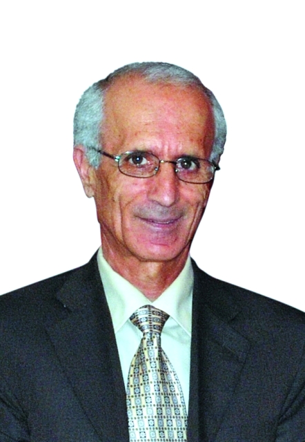 "د . علي منصور كيالي"