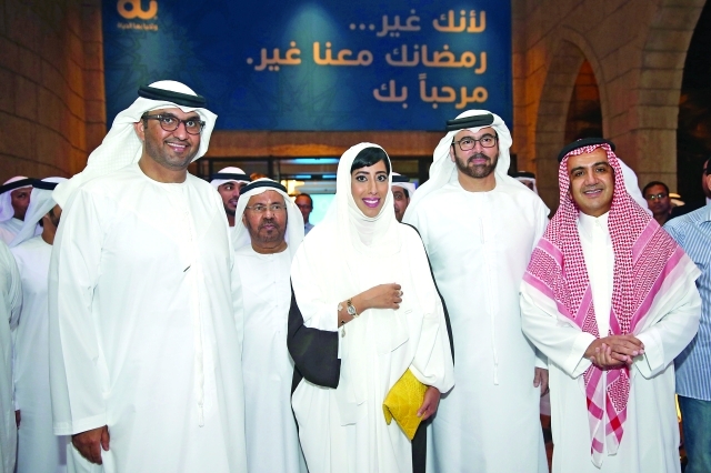 "محمد القرقاوي وسلطان الجابر وخلفان الرومي ومنى المري ووليد إبراهيم"