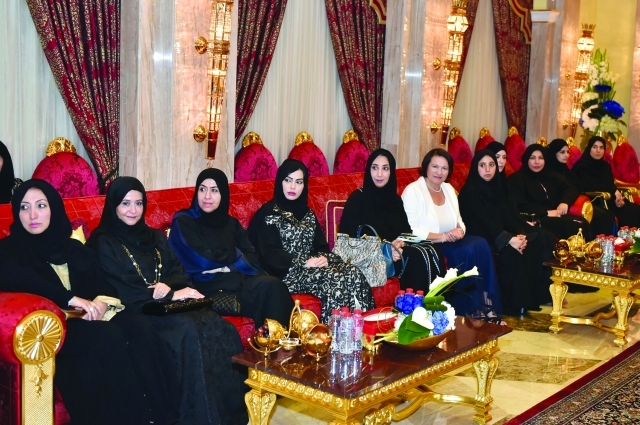 "جانب من الحضور"