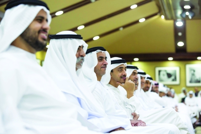 "■ سيف وعبد الله بن زايد ونهيان بن مبارك وذياب بن محمد خلال المحاضرة- وام"