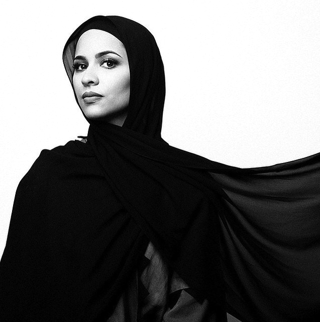 "■ هند دميثان"