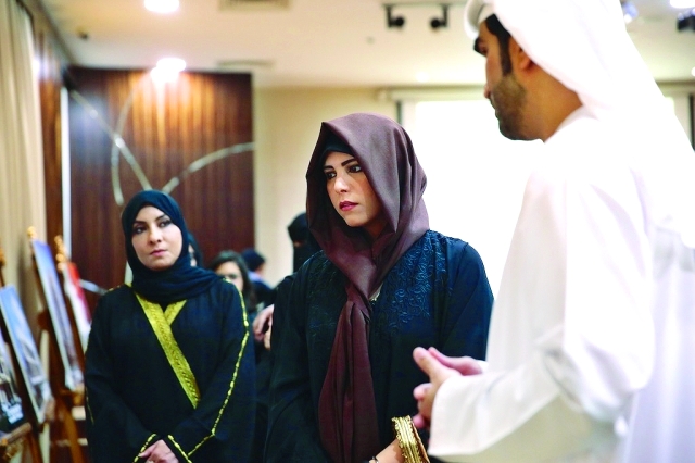 "■ لطيفة بنت محمد خلال زيارتها قرية العائلة | من المصدر"