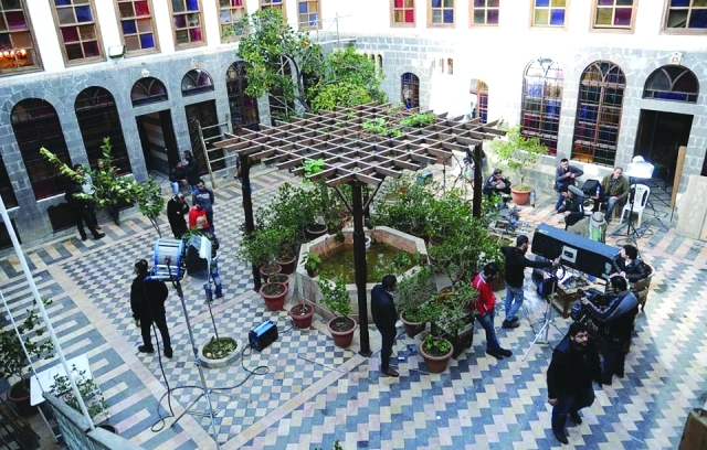 "■ من كواليس مسلسل دامسكو  |  البيان"