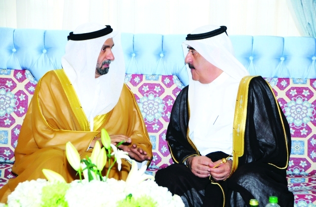 "■ .. وسموه خلال تقبله التهاني من أحمد الجروان"