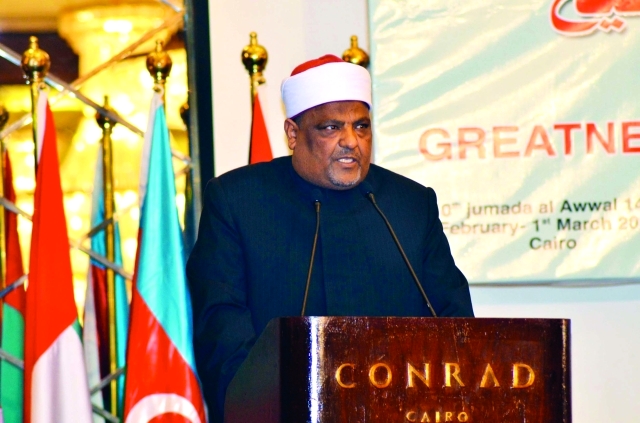 "■ عباس شومان"