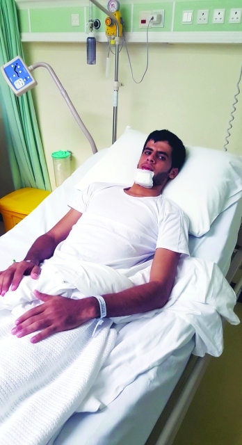 "■ الصياد محمد حسن في مستشفى خورفكان"