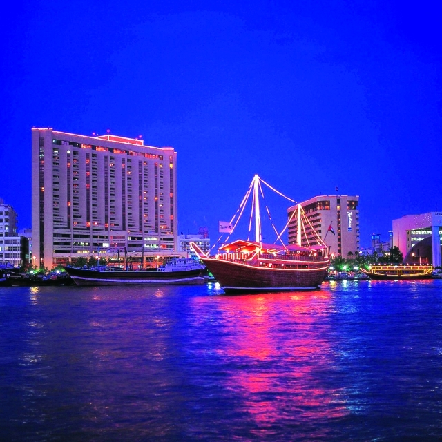 "■ توقع بزيادة الإشغال الفندقي خلال مفاجآت صيف دبي | البيان"