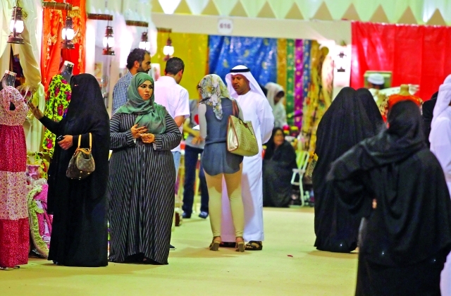 "إقبال كبير من داخل الدولة وخارجها على المهرجان"