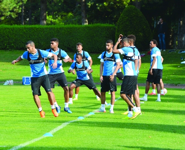 "■ من تدريبات الجزيرة في النمسا | البيان"