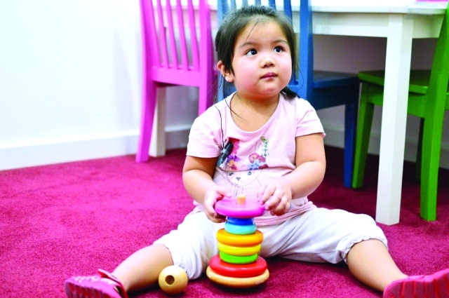 "■ الإعاقة السمعية مشكلة يعاني منها الأطفال | أرشيفية"