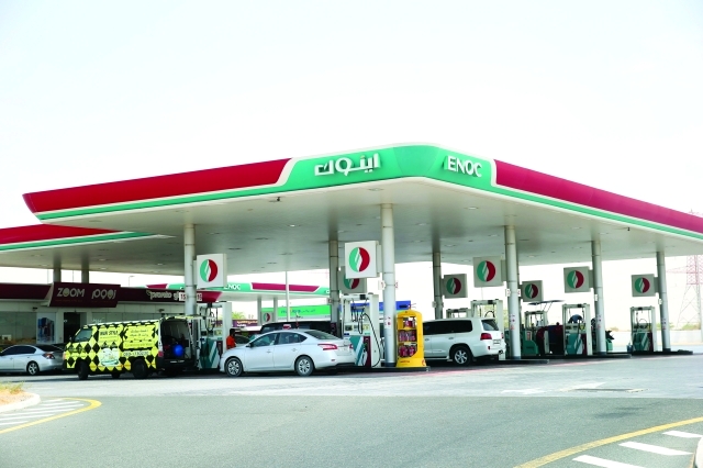 "■ لا يوجد زحام على محطات البترول قبل تطبيق زيادة أسعار الوقود المقررة بعد غدٍ | تصوير خالد نوفل"