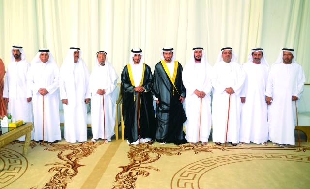 "العريسان علي وراشد باليوحة الظاهري وعدد من كبار الشخصيات"