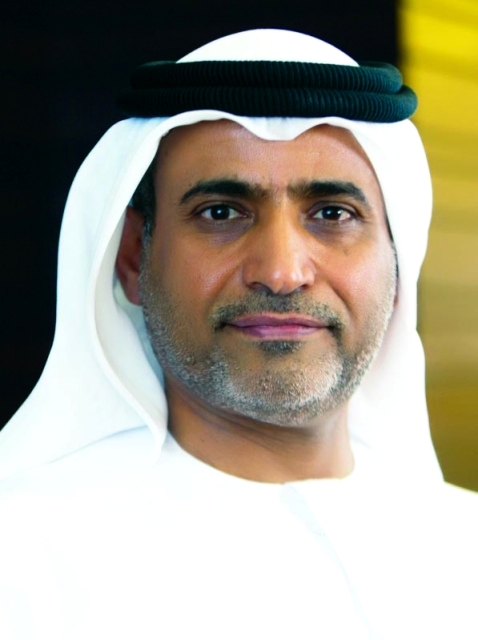 " سيف السويدي"