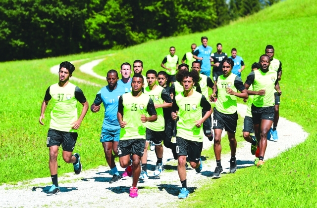 "■ من تدريبات العين في معسكر النمسا | البيان"