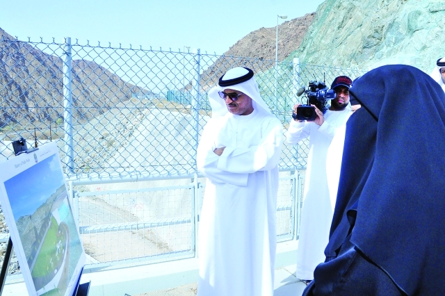 "■ وزير الأشغال يطلع على مخطط تطوير سد شوكة في رأس الخيمة | من المصدر"