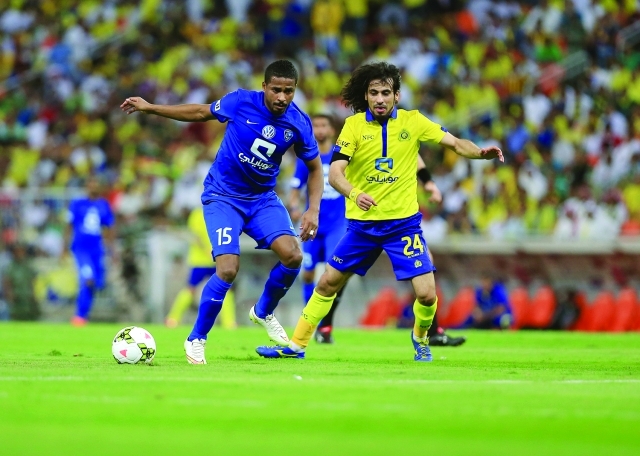 "■ الهلال والنصر يتنافسان على اللقب في لندن | أرشيفية"