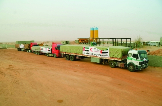 "■ قوافل الإغاثة تواصل مساعدة اليمن الشقيق | أرشيفية"