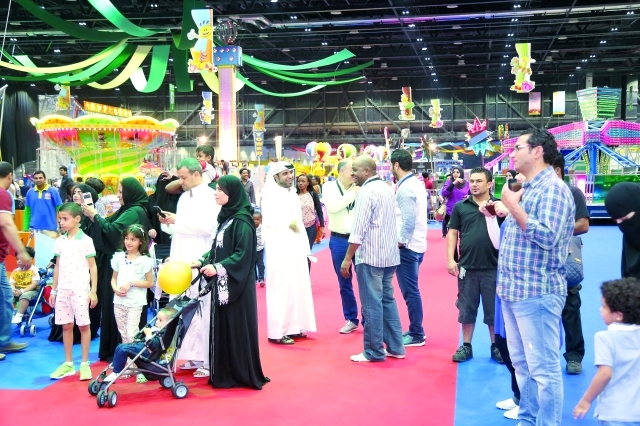 " عالم مدهش يدخل الفرح الى أفراد العائلة   |  البيان"