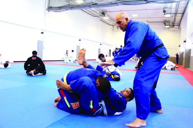 "■ تدريبات بإشراف مدربين برازيليين | البيان"