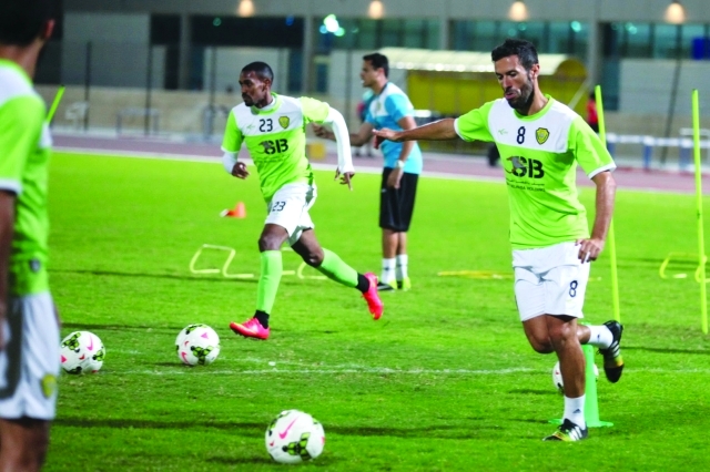 "■جانب من تدريبات سابقة لفريق الوصل | البيان"