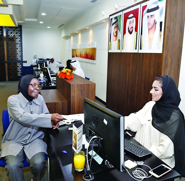 "■ حياة السعيد تتقدم بالأوراق المطلوبة"