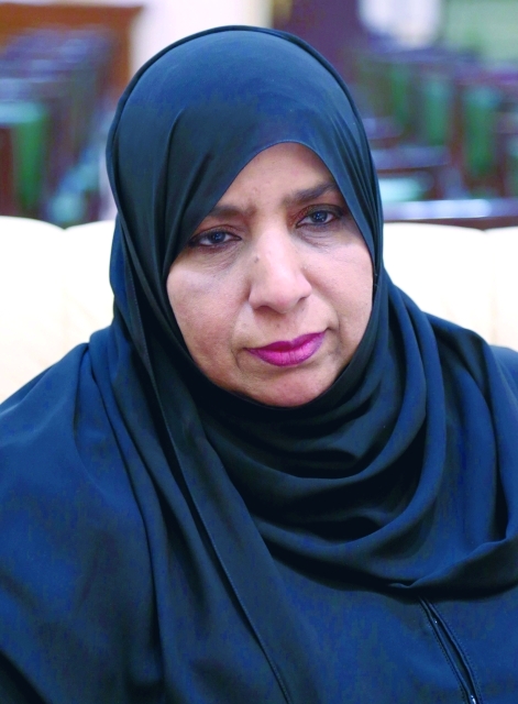 "■ عائشة سالم أحمد بن سمنوه"