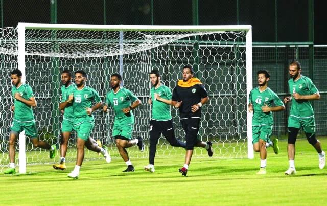 "■ جانب من استعداد فريق الإمارات لبداية الموسم | البيان"
