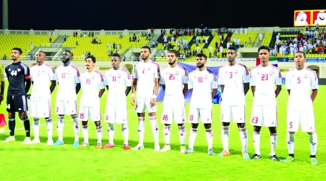 "■ صورة جماعية للمنتخب الأولمبي | البيان"
