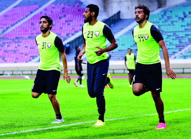 "■ من تدريبات العين الأخيرة استعداداً للدوري | البيان"