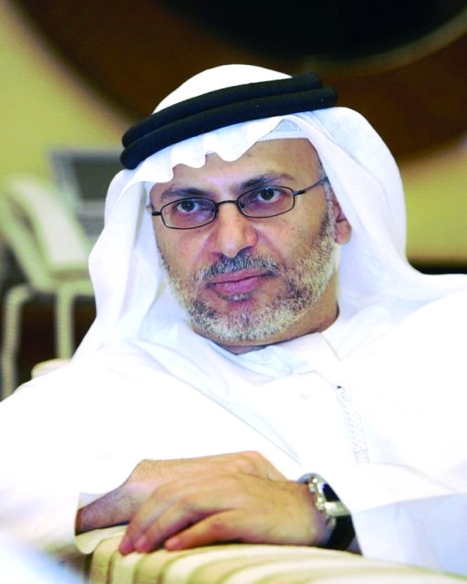 "أنور قرقاش"