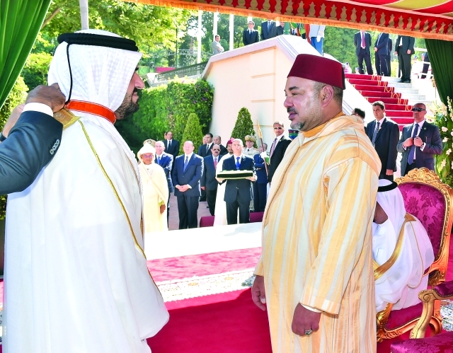 "ملك المغرب يقلد الجسمي الوسام العلوي من درجة قائد"