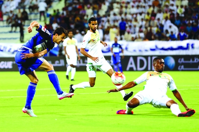 "■ النصر نجح في حسم الفوز على الإمارات في الشوط الثاني | تصوير - موهان"