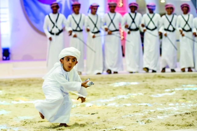 "أحمد الكتبي أصغر متسابق 4 سنوات"