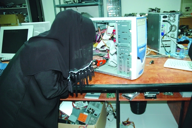 "اطلاع دائم على المعرفة"