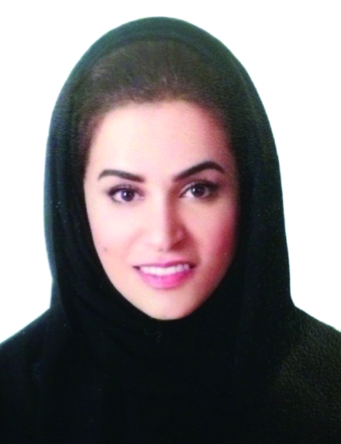 "■ موزة المري"