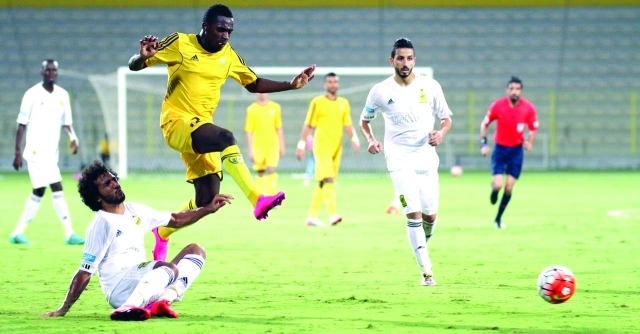 "■ جانب من لقاء الوصل ونظيره الاتحاد | البيان"