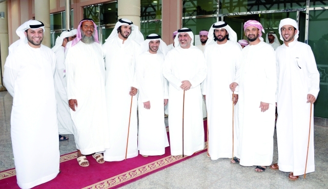"جانب من المهنئين"