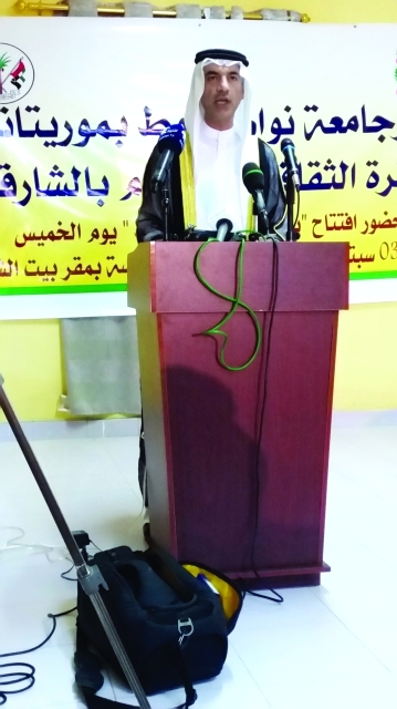 "العويس: تقوية الروابط مع بلد المليون شاعر"
