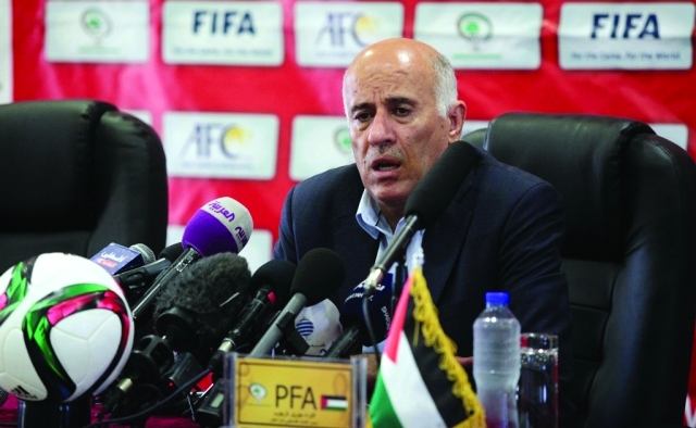 "■ الرجوب يتحدث في المؤتمر الصحفي | البيان"