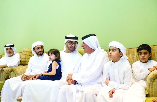 "■ محمد بن زايد يواسي أسرة الشهيد أحمد غلام لنقاوي | وام"