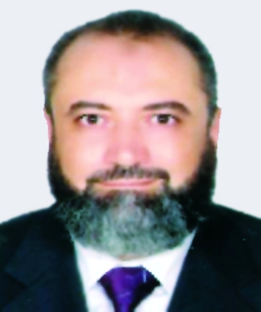 "هشام العمدة"