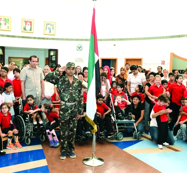 "■ تحية إجلال لشهداء الواجب وقفها طلبة مركز راشد للمعاقين | من المصدر"