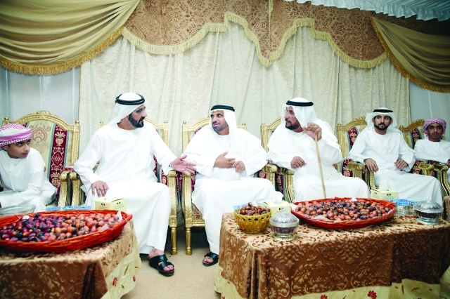 "■ سموه يعزي بحضور حمدان بن محمد أسرة الشهيد عبدالله خليفة النعيمي"